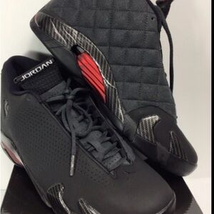 Jordan Men's Black and Red Sneakers